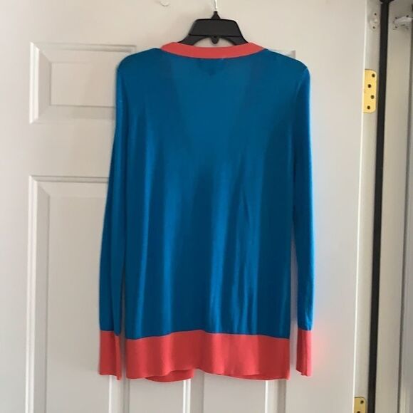 Size small lightweight cardigan - Picture 2 of 6